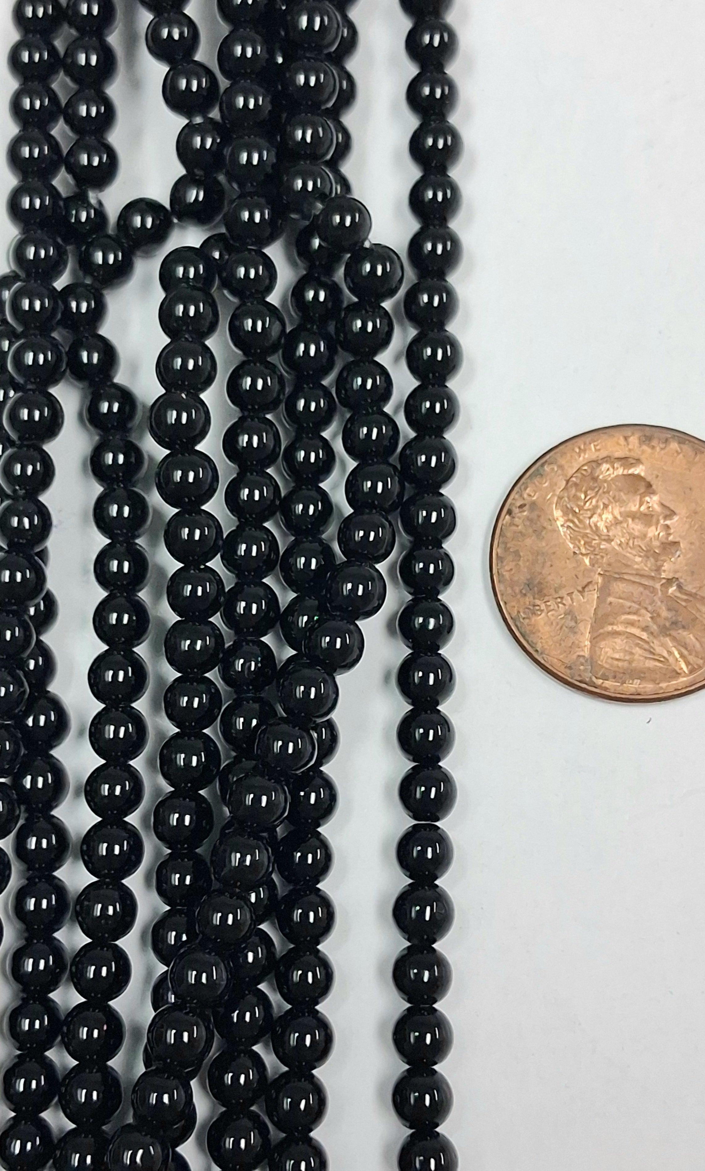 4mm Round Black Onyx 7.5 inch strand