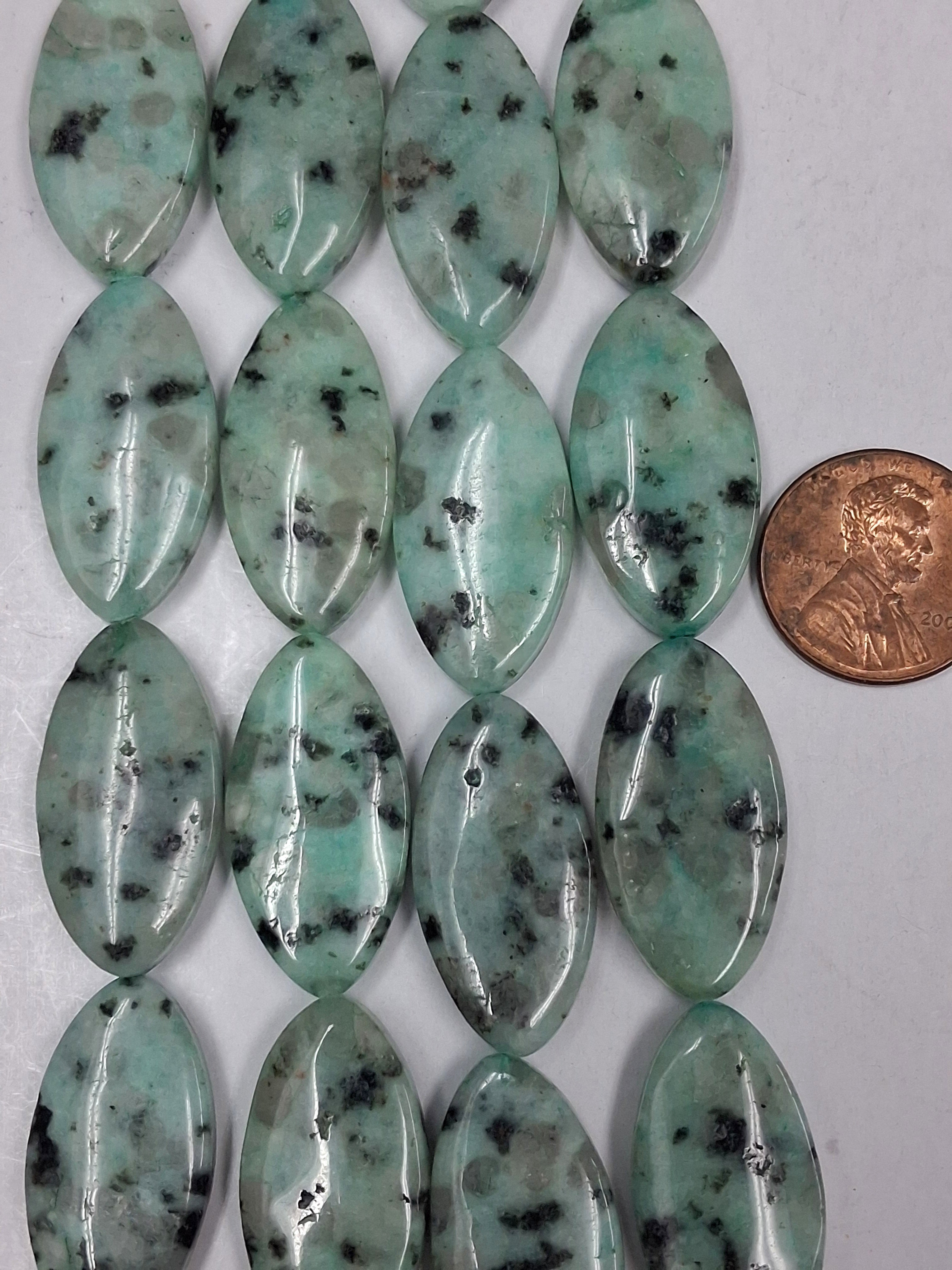 Kiwi Jasper  14x28mm Nuggets   8 inch strand