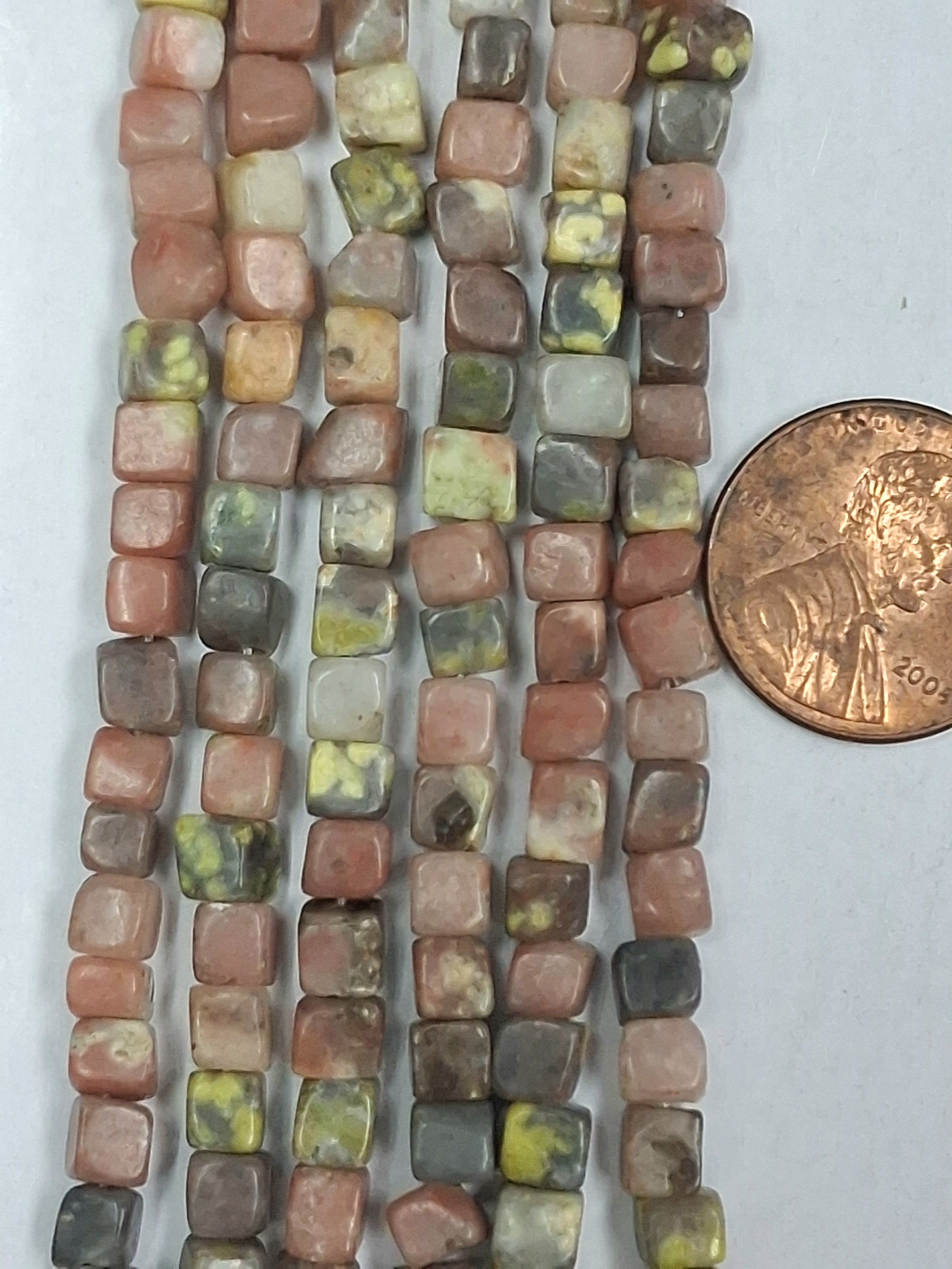 Spice Jasper   4 x4 mm Cubes   8 inch strand